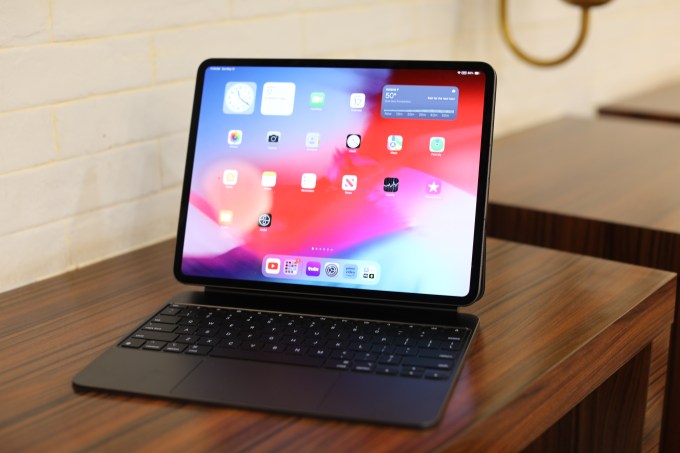 Apple iPad Pro M4 vs. iPad Air M2: Which is right for most?
